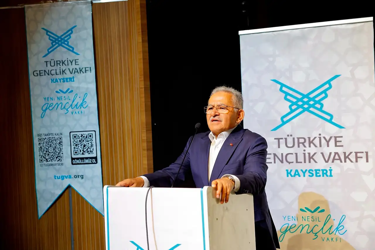 TÜGVA Kayseri Yaz Okulu kapanış programı coşkuyla gerçekleşti
