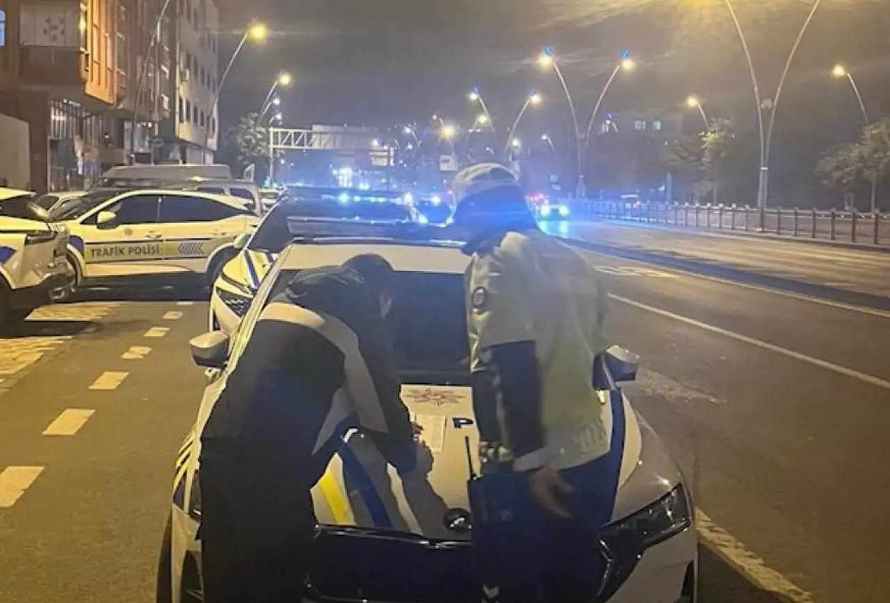 Kayseri'de sosyal medyadan paylaşım yaptılar: Binlerce TL ceza aldılar!