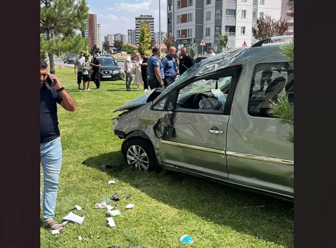 Kayseri'de araç takla attı! Mahalleli ayağa kalktı
