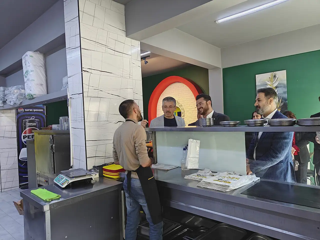 AK Parti'den Talas'ta esnaf ziyareti!