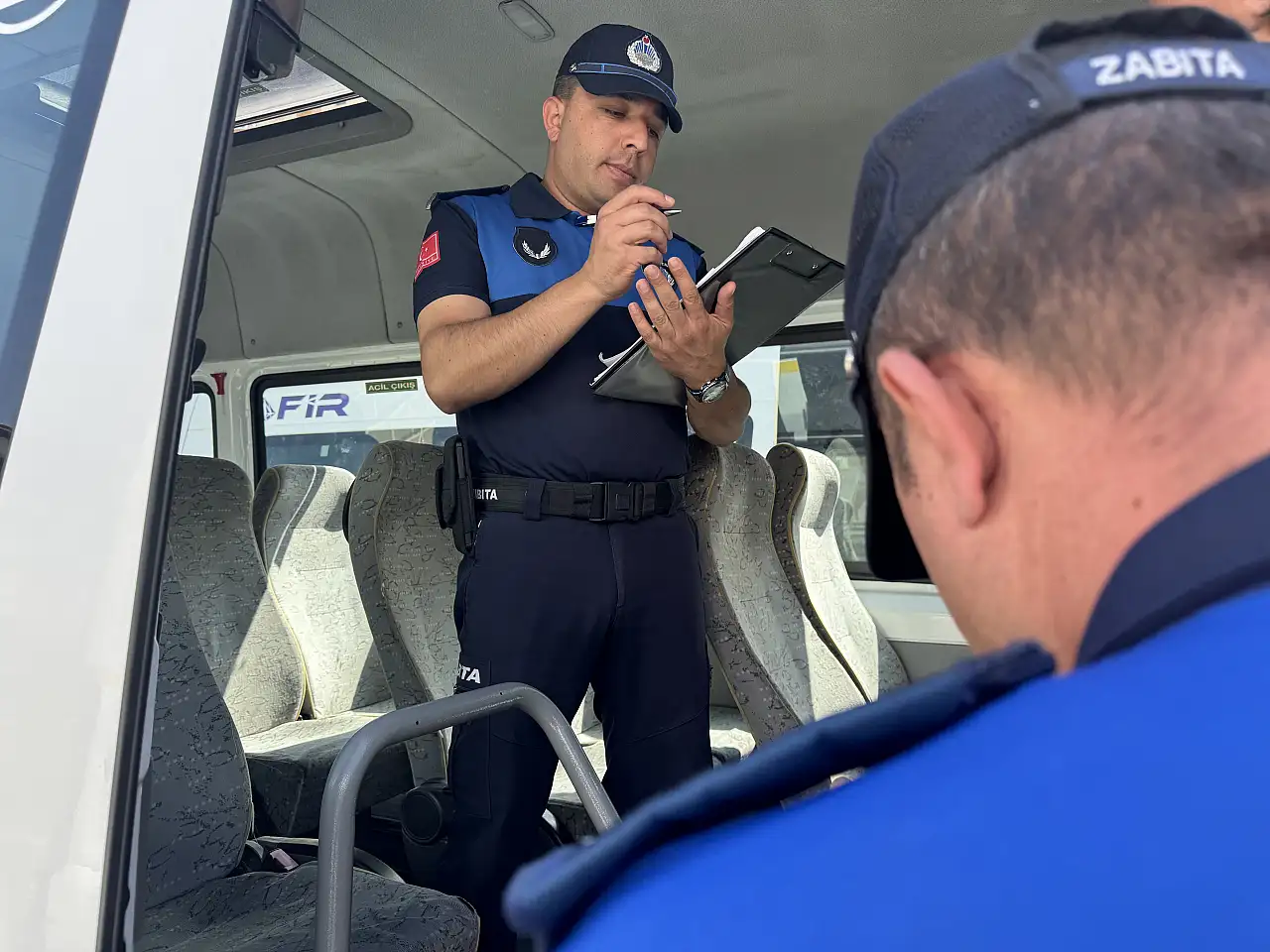 Kayseri'de okul servislerine mercek: Büyükşehir sahada!