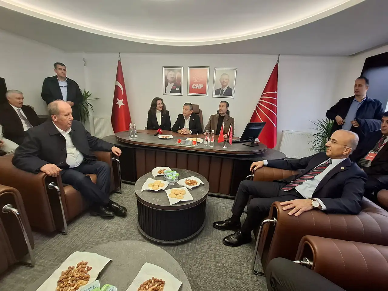 ''Baba ocağı'' Kayseri'de kapılarını açtı: CHP'den gövde gösterisi!