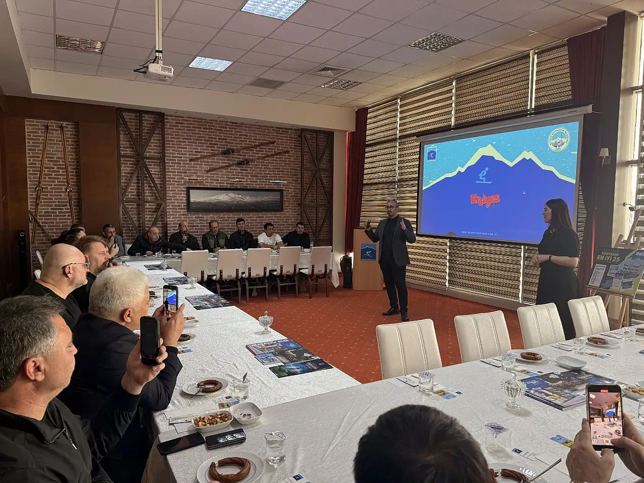 Kumsmall'da uluslararası buluşma: Kayseri mobilyası küresel vitrine çıktı