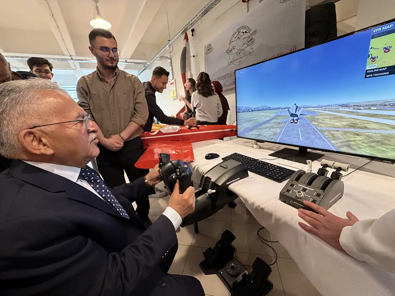 Kayseri'nin geleceği için çarpıcı mesaj: 'Lokomotif kim olacak?'