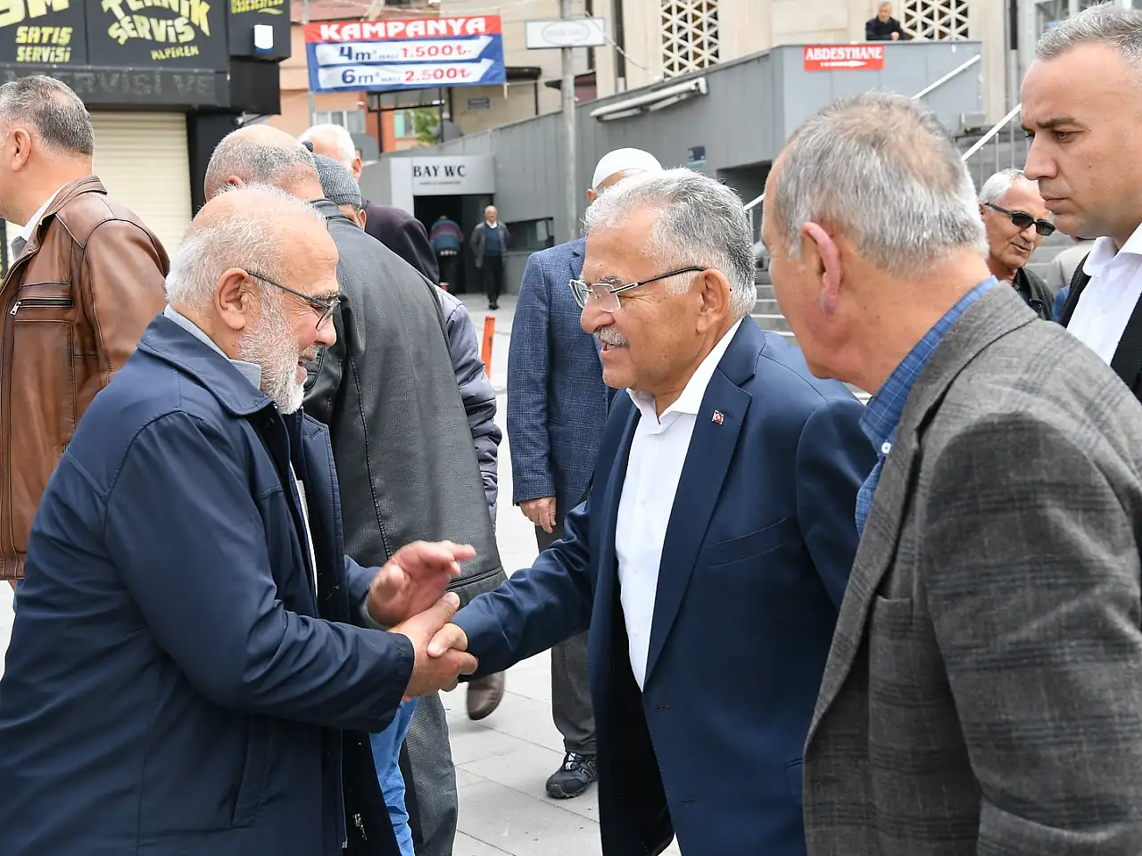 Başkan Büyükkılıç 9 günde kentte adım atılmadık yer bırakmadı!