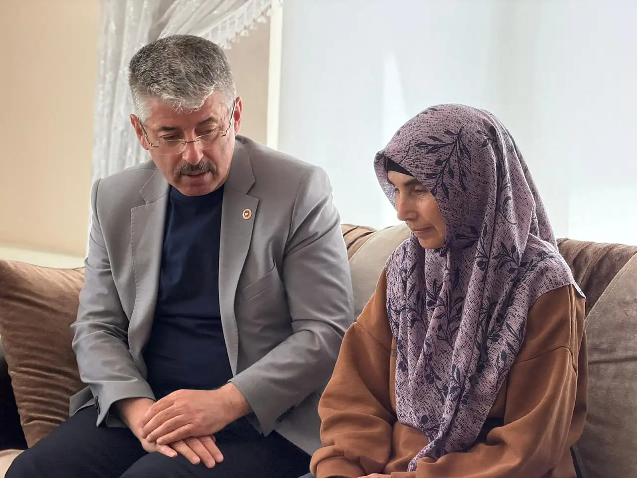 Anneler Günü'nde şehit annesine anlamlı ziyaret