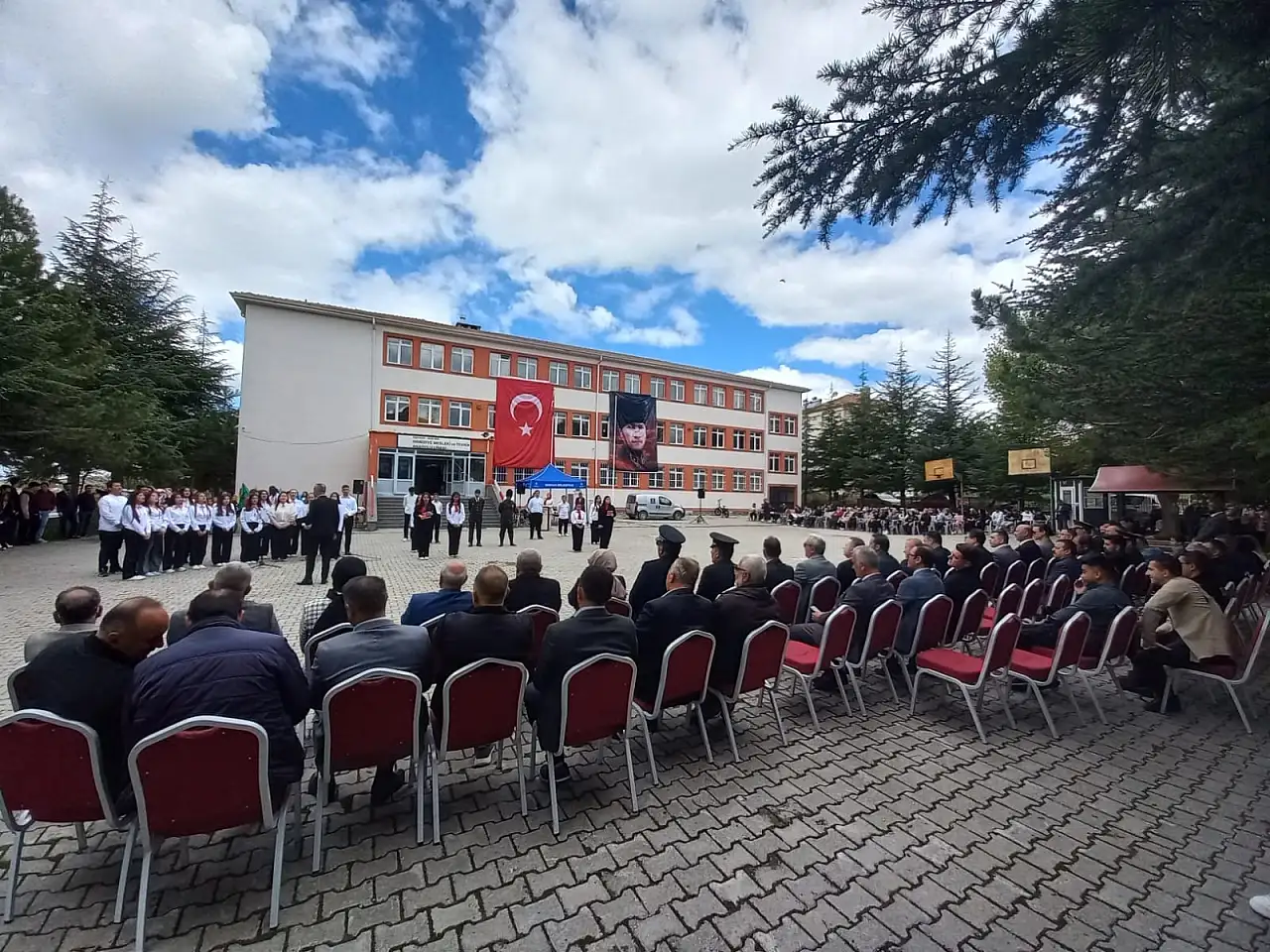 19 Mayıs coşkusu Bünyan'da yaşandı: Öğrencilerin gösterileri beğeni topladı!
