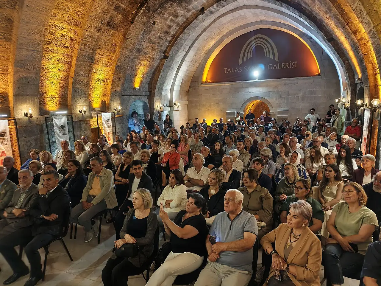 Kayseri'de Ahmet Arif'ten Attila İlhan'a, Sabahattin Ali'den günümüze uzanan gece
