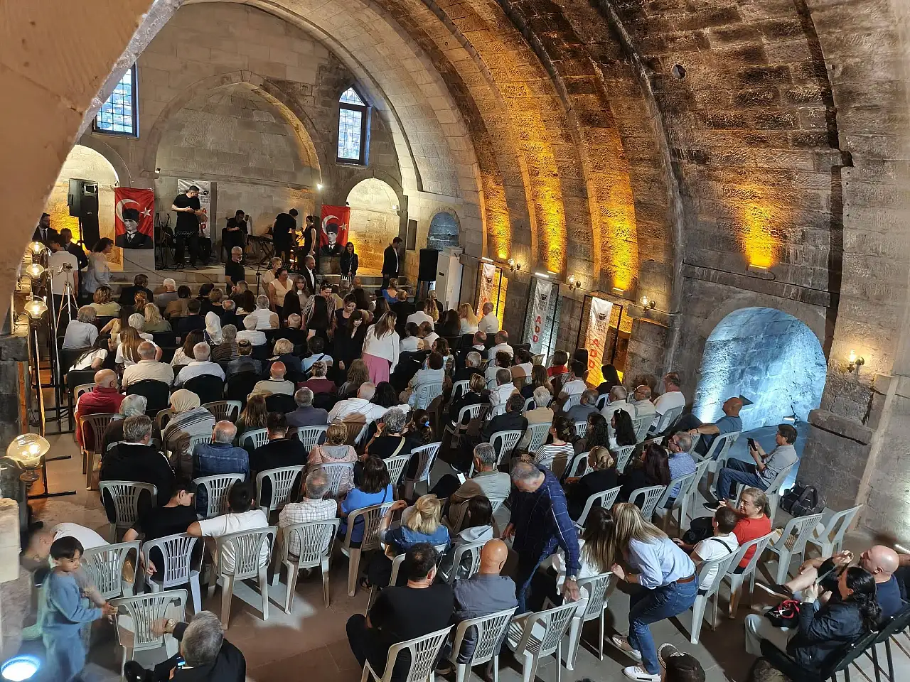 Kayseri'de Ahmet Arif'ten Attila İlhan'a, Sabahattin Ali'den günümüze uzanan gece