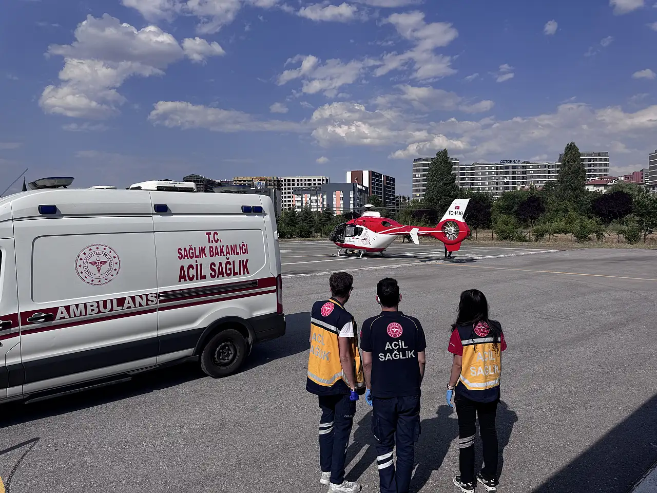 Kayseri'de zamanla yarış! 81 Yaşındaki hasta için helikopter havalandı