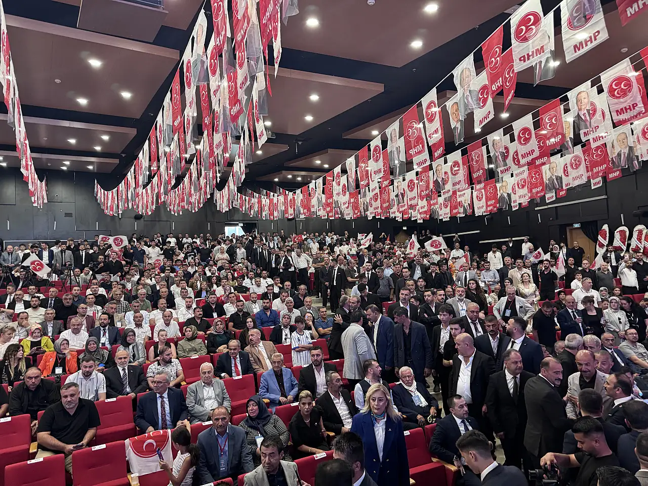 MHP'li Özdemir'den önemli mesajlar: Gündeme dair önemli mesajlar...