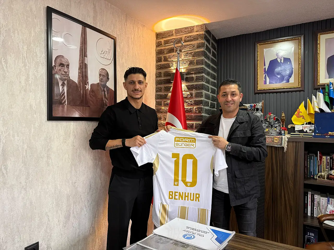 Yıllar sonra Kayseri'ye döndü! Benhur Keser'in ziyaretindeki detay dikkat çekti