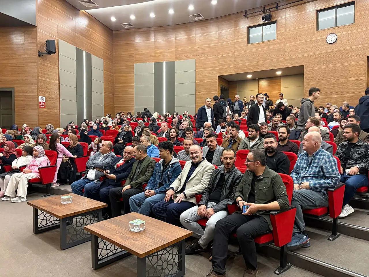 'İnsan ne için yaşar?' Semineri Kayseri'de gerçekleştirildi...