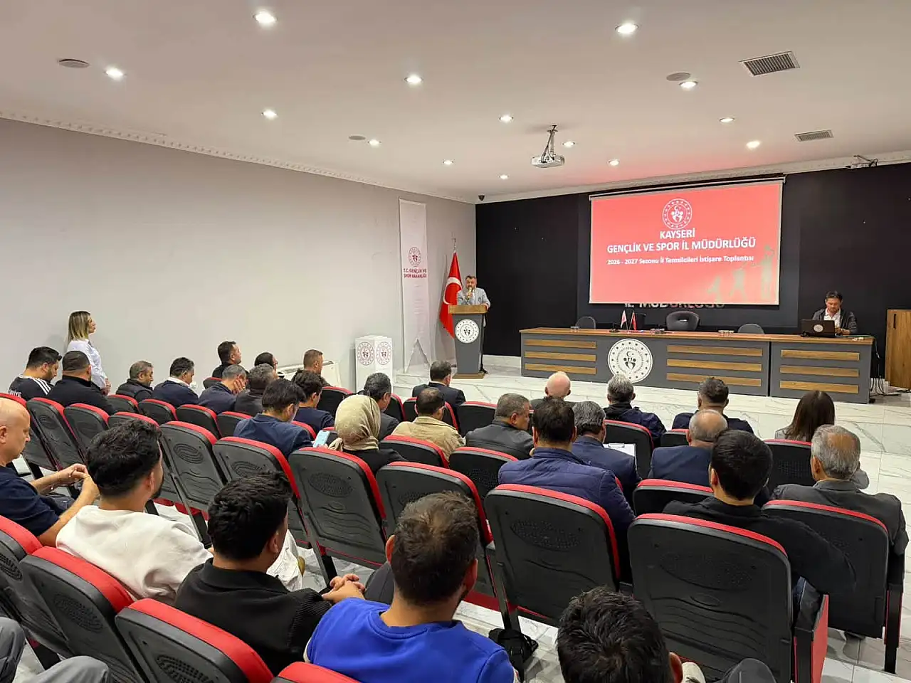 Kayseri'deki sporcuların ihtiyaçları masaya yatırıldı!