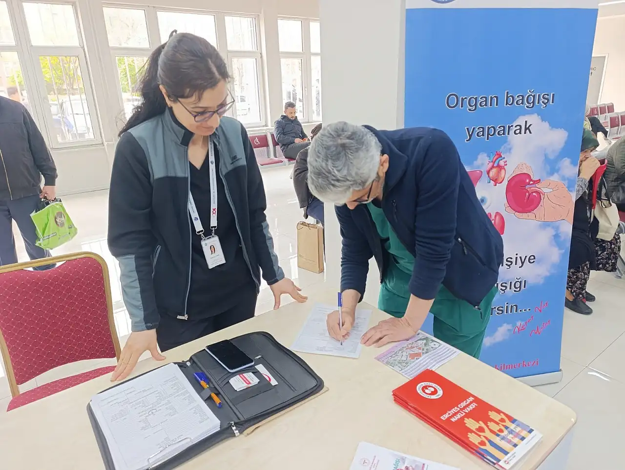 ERÜ'de dikkat çeken stant! Hayat kurtaran çağrı yeniden gündemde