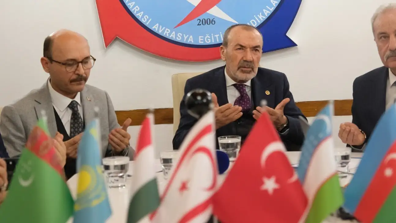 250 Türkmen gencine akademik Türkçe eğitimi verildi