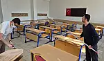 Kayseri'de Bir Öğretmen Gittiği Okulu Güzelleştiriyor