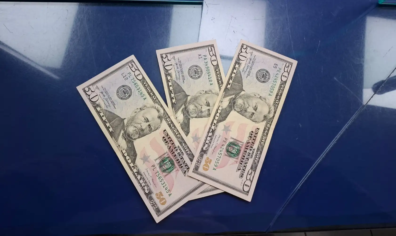 Kayseri'de dolar krizi: Döviz büroları ve bankalar kabul etmiyor !