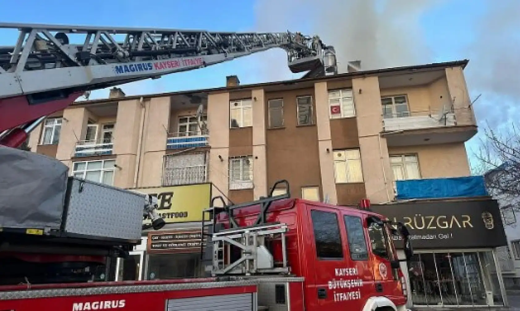 Yangın, Şehir Hastanesi, Kuaförler, Hileli ürünler ve Festival - İşte Kayseri'nin 30 Ocak gündemi...