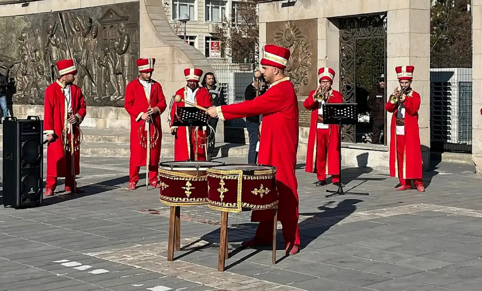 Kayseri'de bugün neler oldu? Narkotik, tüfekle yaralama Baki Ersoy, Cumhuriyet Meydanı, Kayserispor....