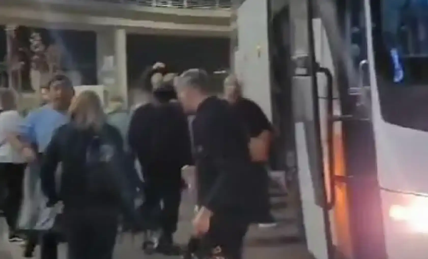 Kayseri'de bugün neler yaşandı? Kentin beldesi ilçe oldu, THY uçağı Kayseri'ye iniş yapamadı, Şehre ceza yağıyor... İşte kısa kısa haberler!