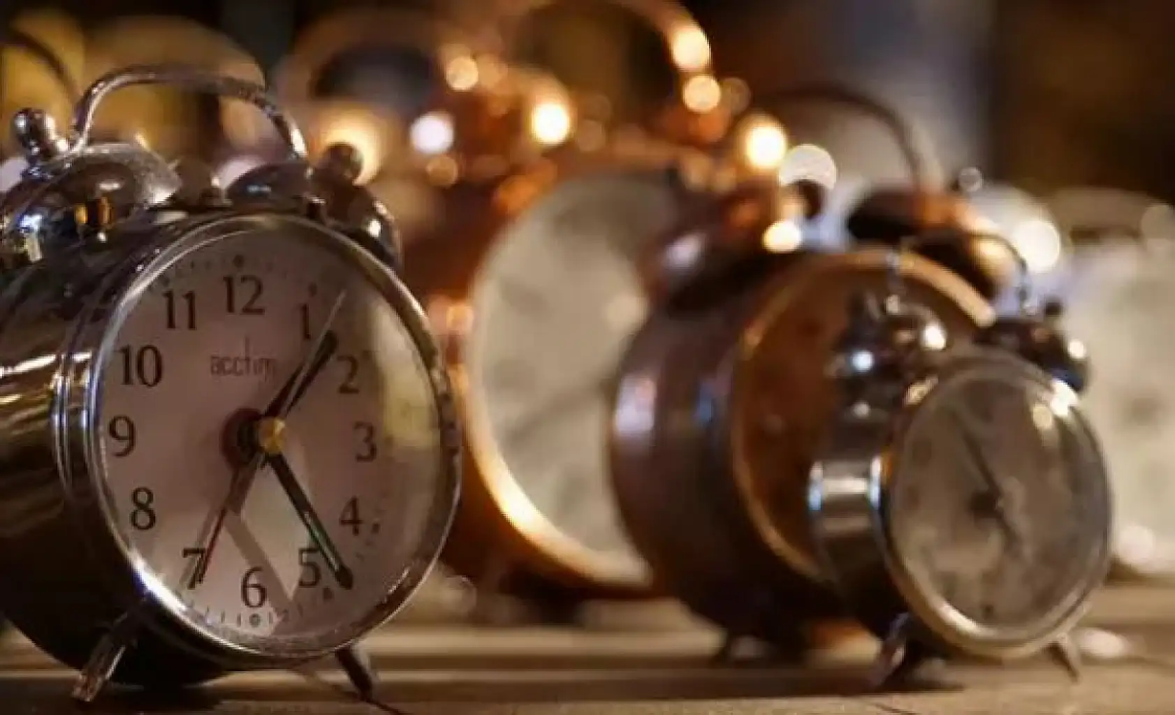 Saatler yarın bir saat geri alınacak!