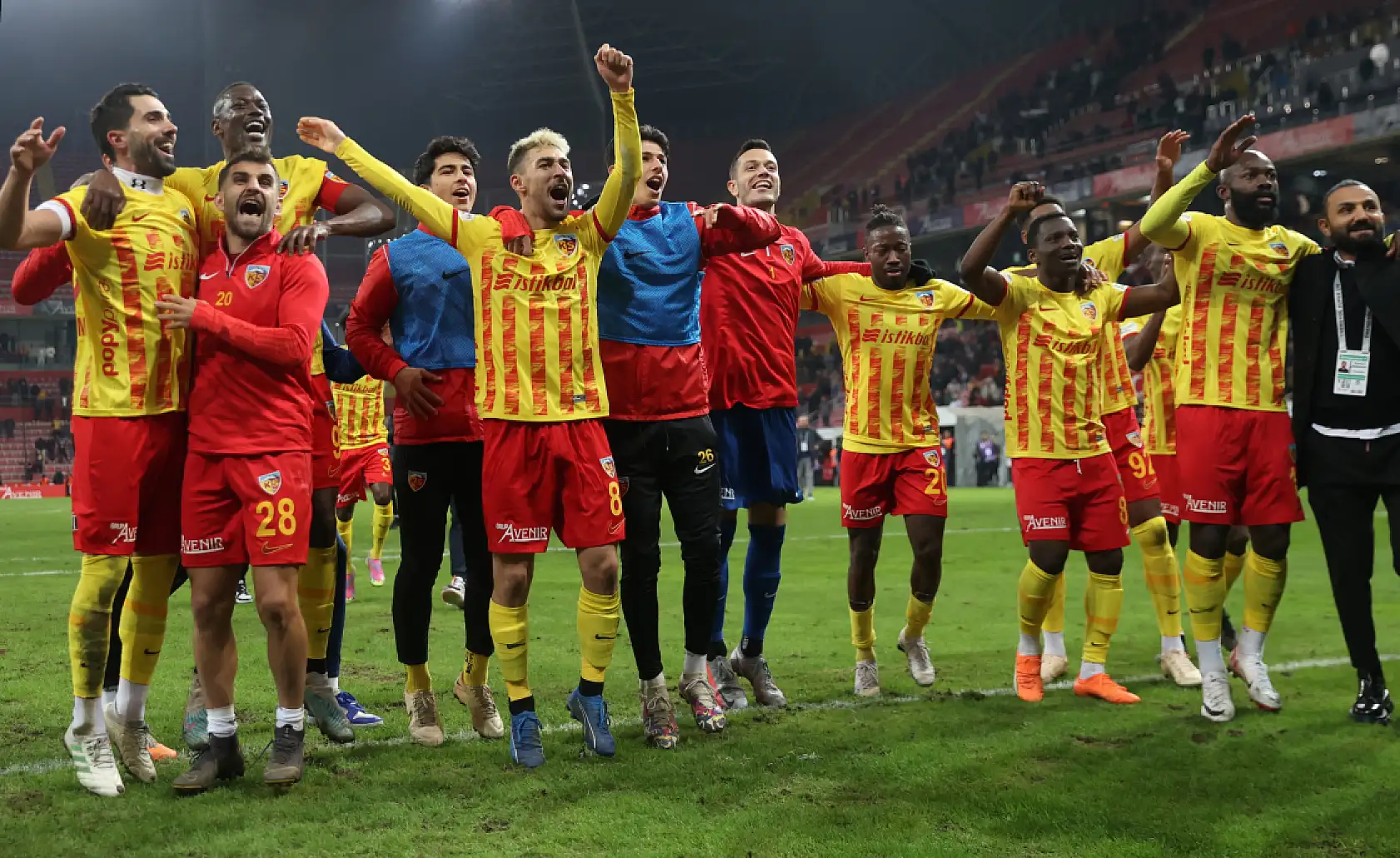 Uçar, 'Arkada kalmış gibi gözüksek de ciddi pozisyonlar yakalayan Kayserispor'du'