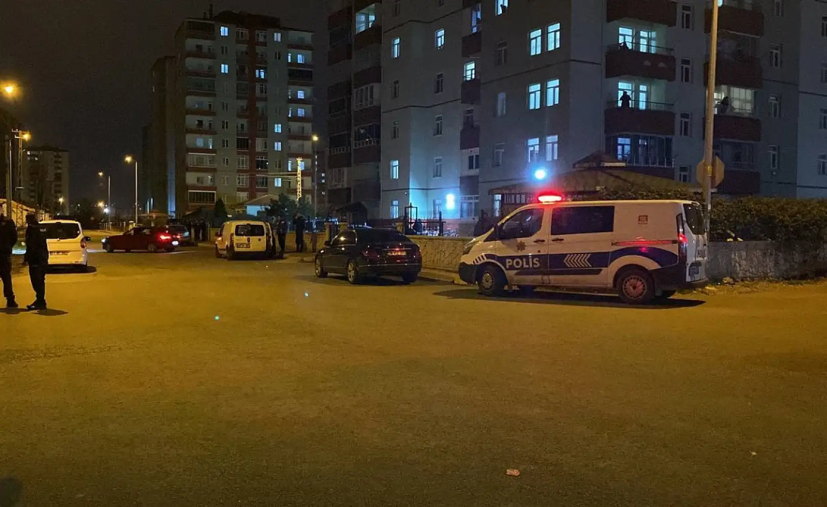 Tabanca Ateş Aldı - Yaralılar Var!