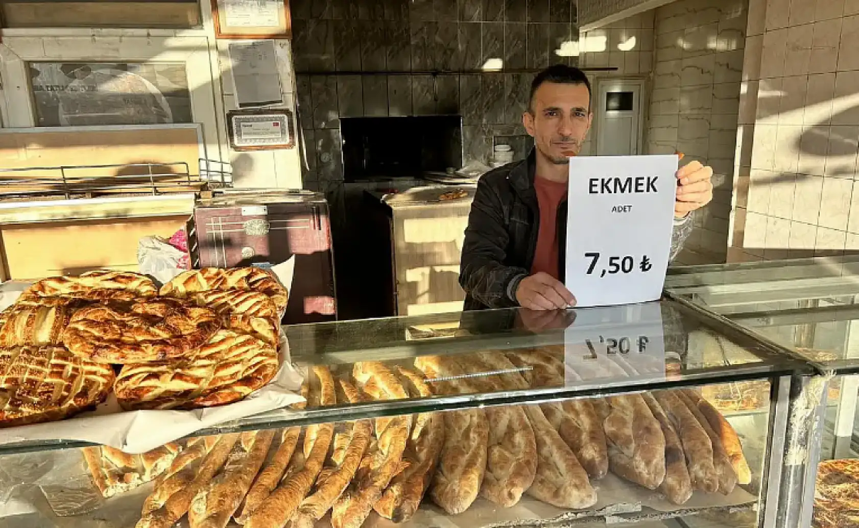 Kayseri'de bugün neler yaşandı? Cumhuriyet Meydanı'nda şok uygulama, Mahmut Arıkan ilk kez konuştu, Sarız meselesi... şehir gündeminden kısa kısa haberler!