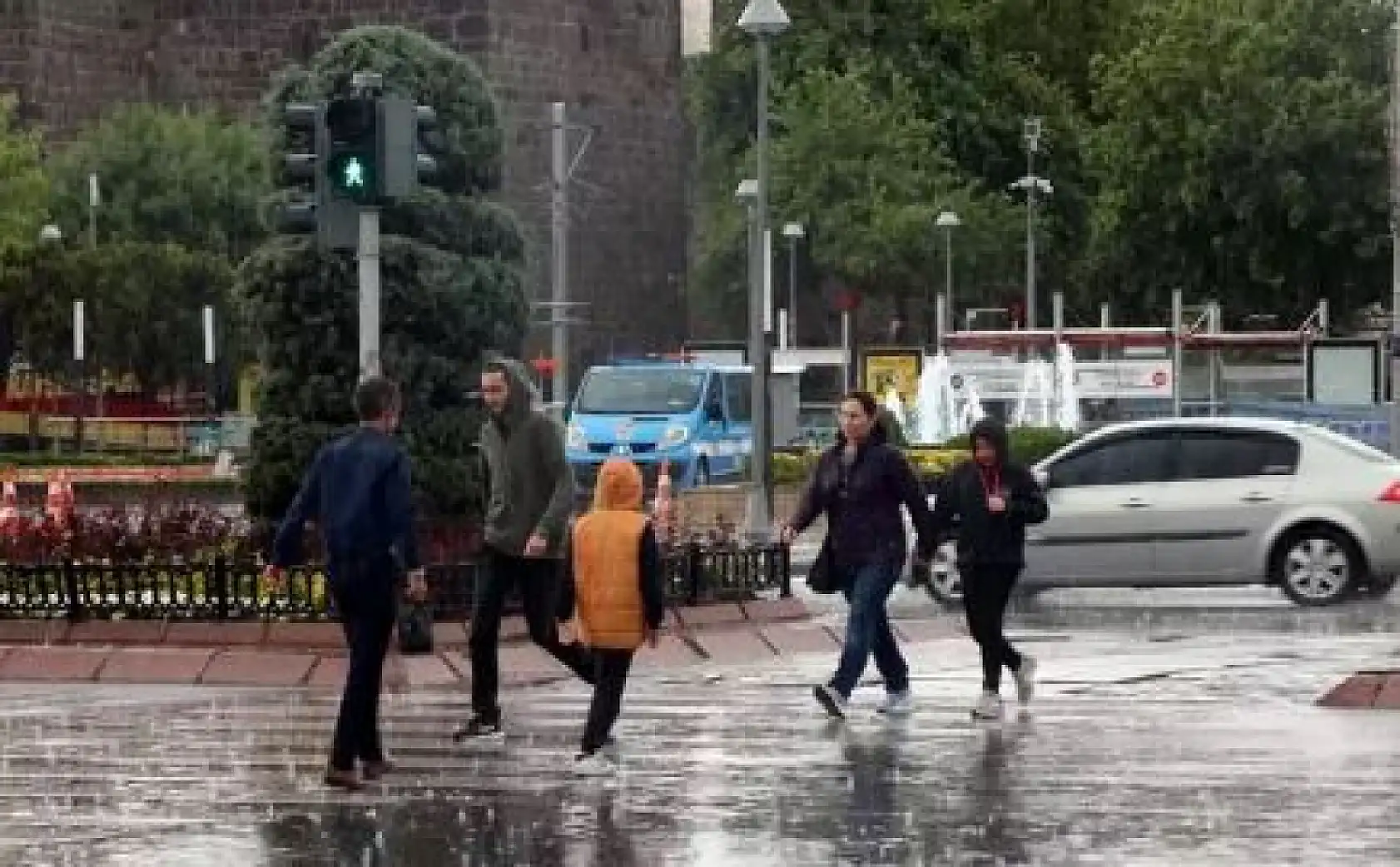Kayseri dâhil pek çok ilde alarm verildi! Meteoroloji'den kritik uyarı!