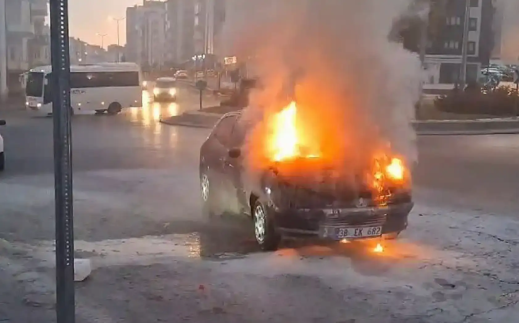 Kayseri'den Kısa kısa - Bugün neler yaşandı? Dolu dolu asayiş, Türkiye-Galler maçı ve kısa kısa haberler....