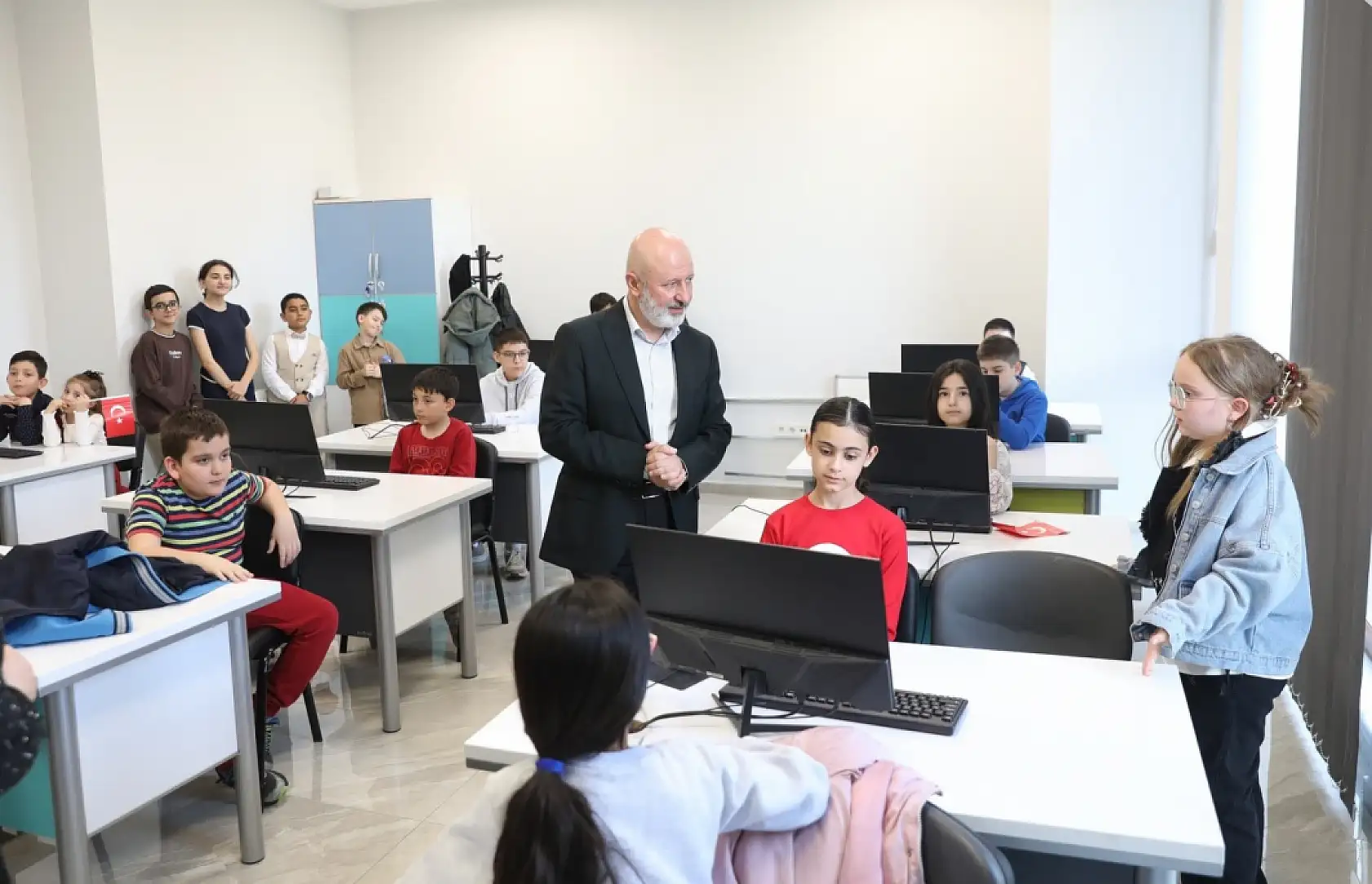 ''Gençlerimizin ürettiği her proje Türkiye'nin gücüne güç katacak''