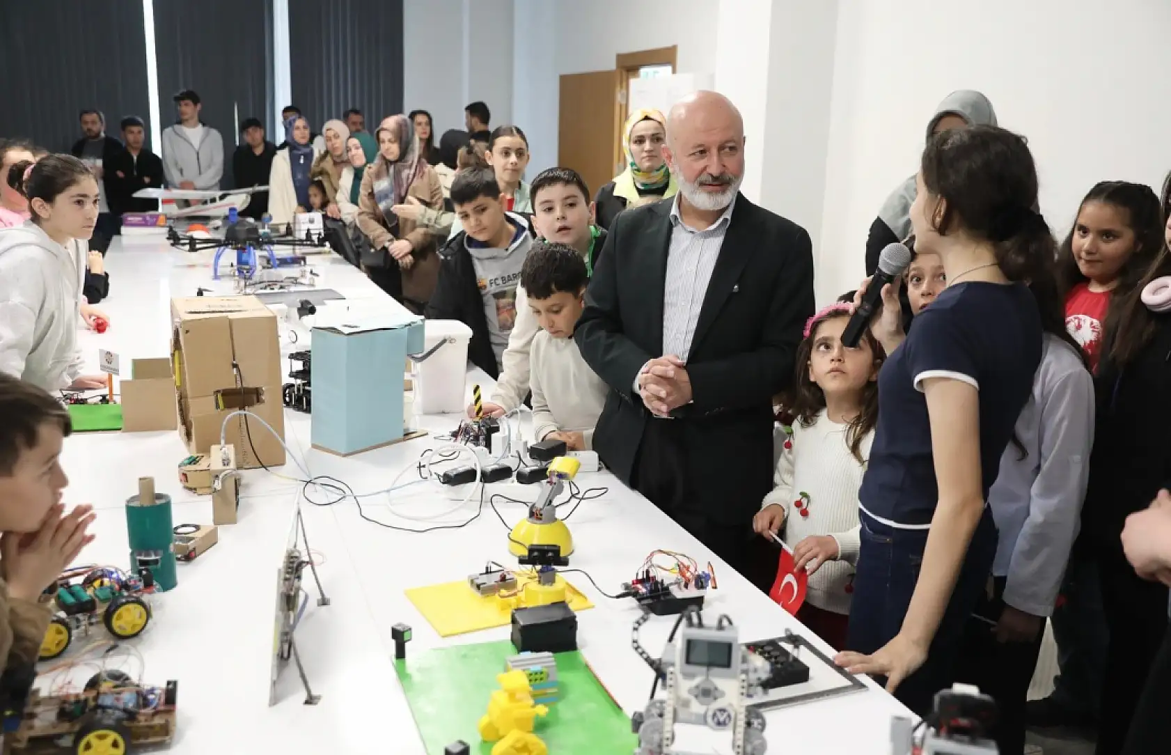 ''Gençlerimizin ürettiği her proje Türkiye'nin gücüne güç katacak''