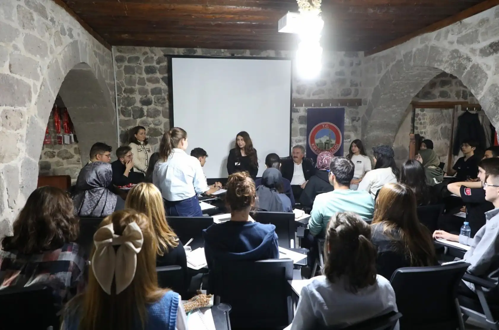 Mektep Melikgazi düşünce liderlerini yetiştiriyor