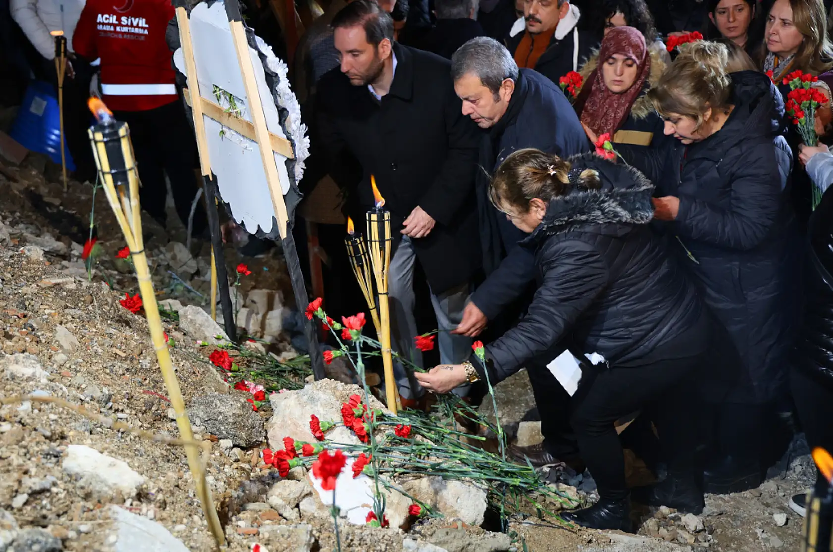 Tarih 6 Şubat... - Saat 04.17'de deprem bölgesinde herkes ayaktaydı!