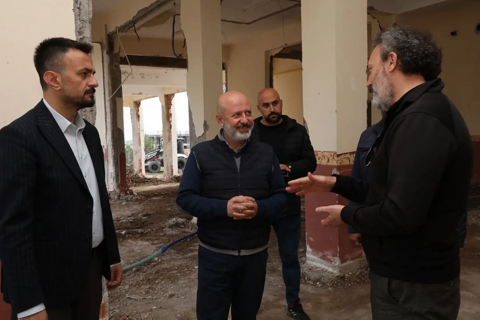 Çolakbayrakdar'dan gençlere müjde