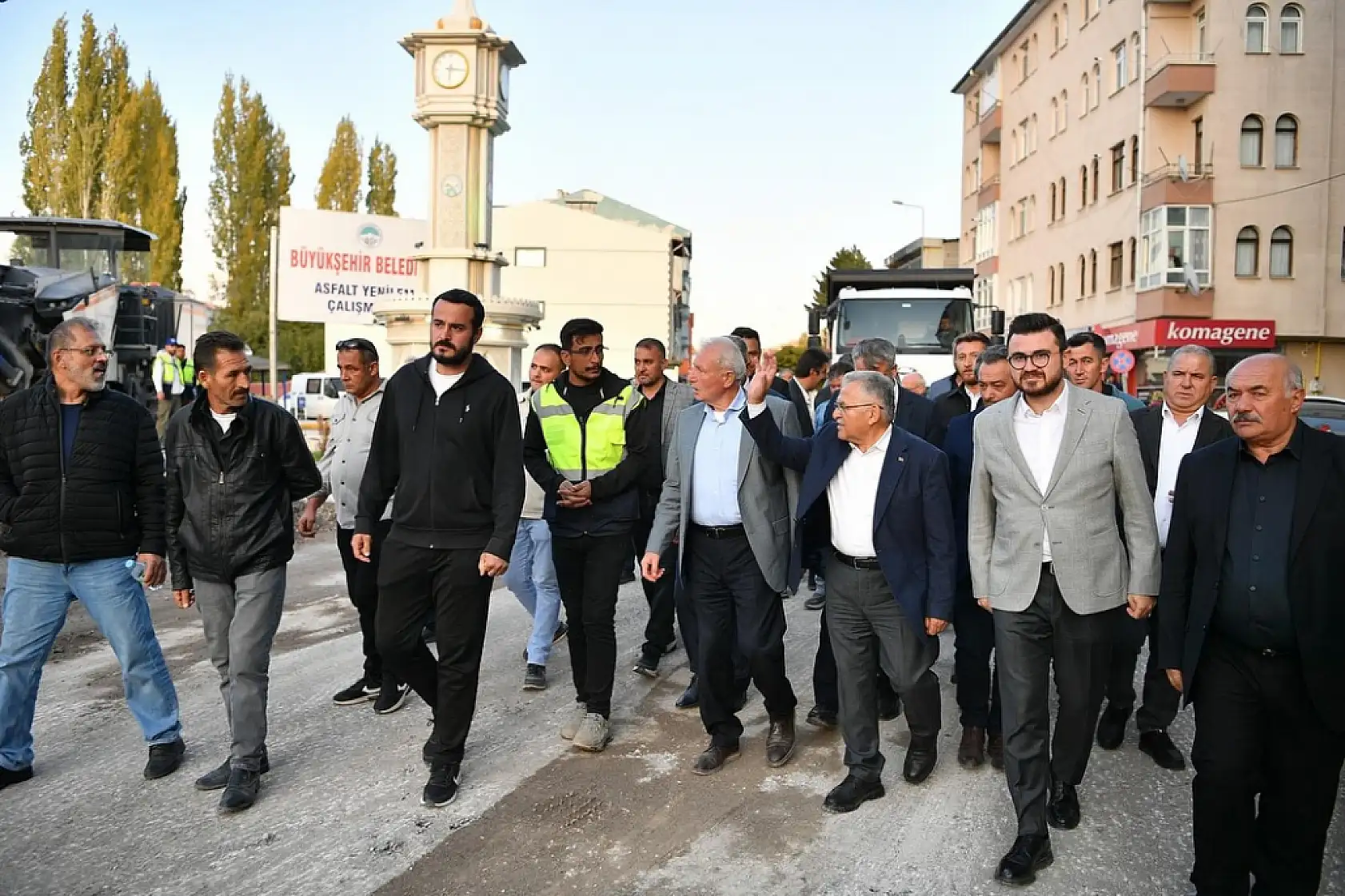 Büyükşehir'den hizmet atağı: ''Bağrımıza Basarak Yol Alıyoruz''