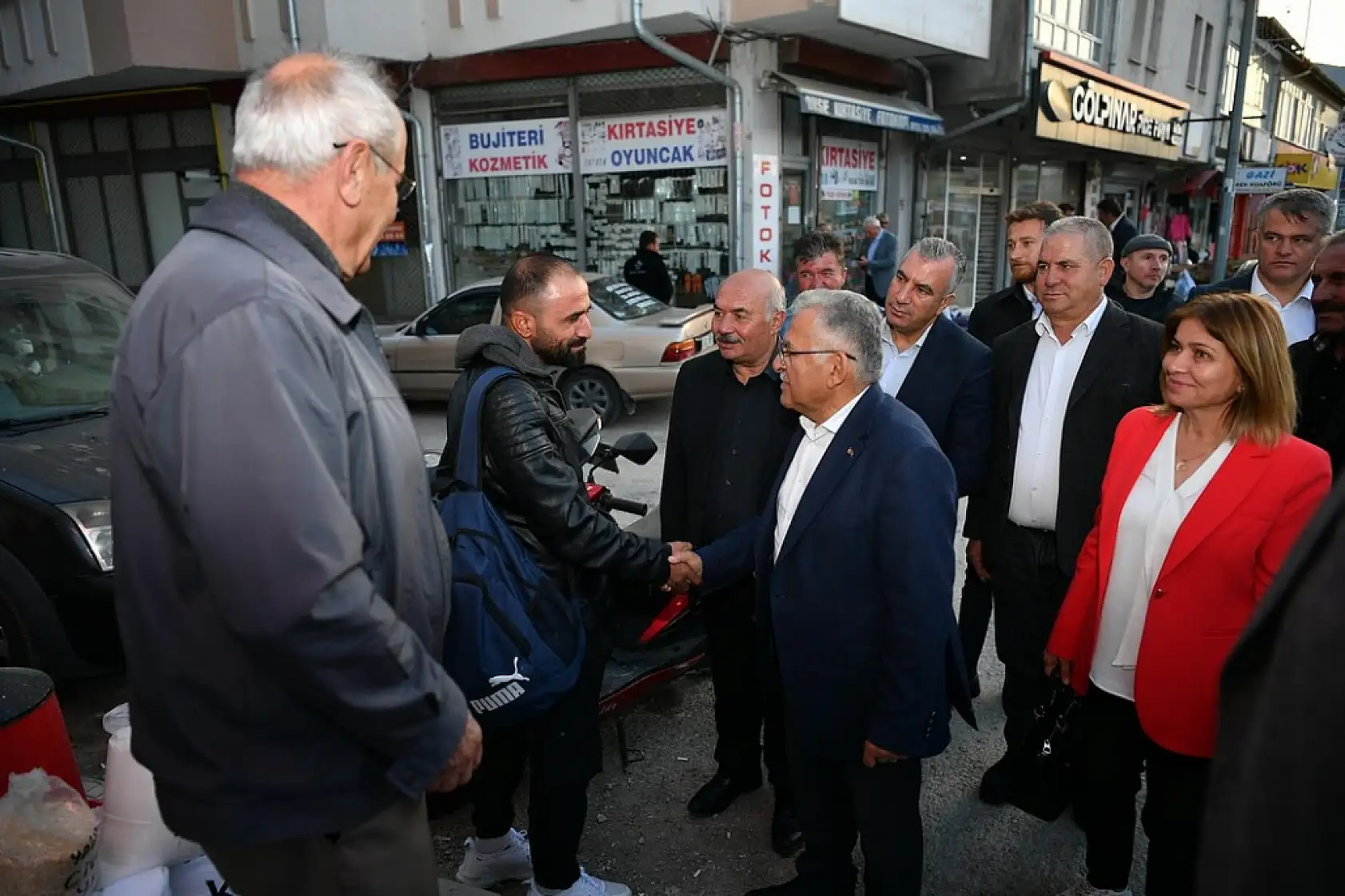 Büyükşehir'den hizmet atağı: ''Bağrımıza Basarak Yol Alıyoruz''