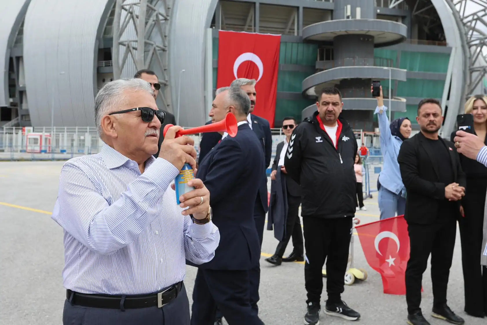 Kayseri'de 19 Mayıs'a özel bisiklet turu: Başkan Büyükkılıç start verdi!