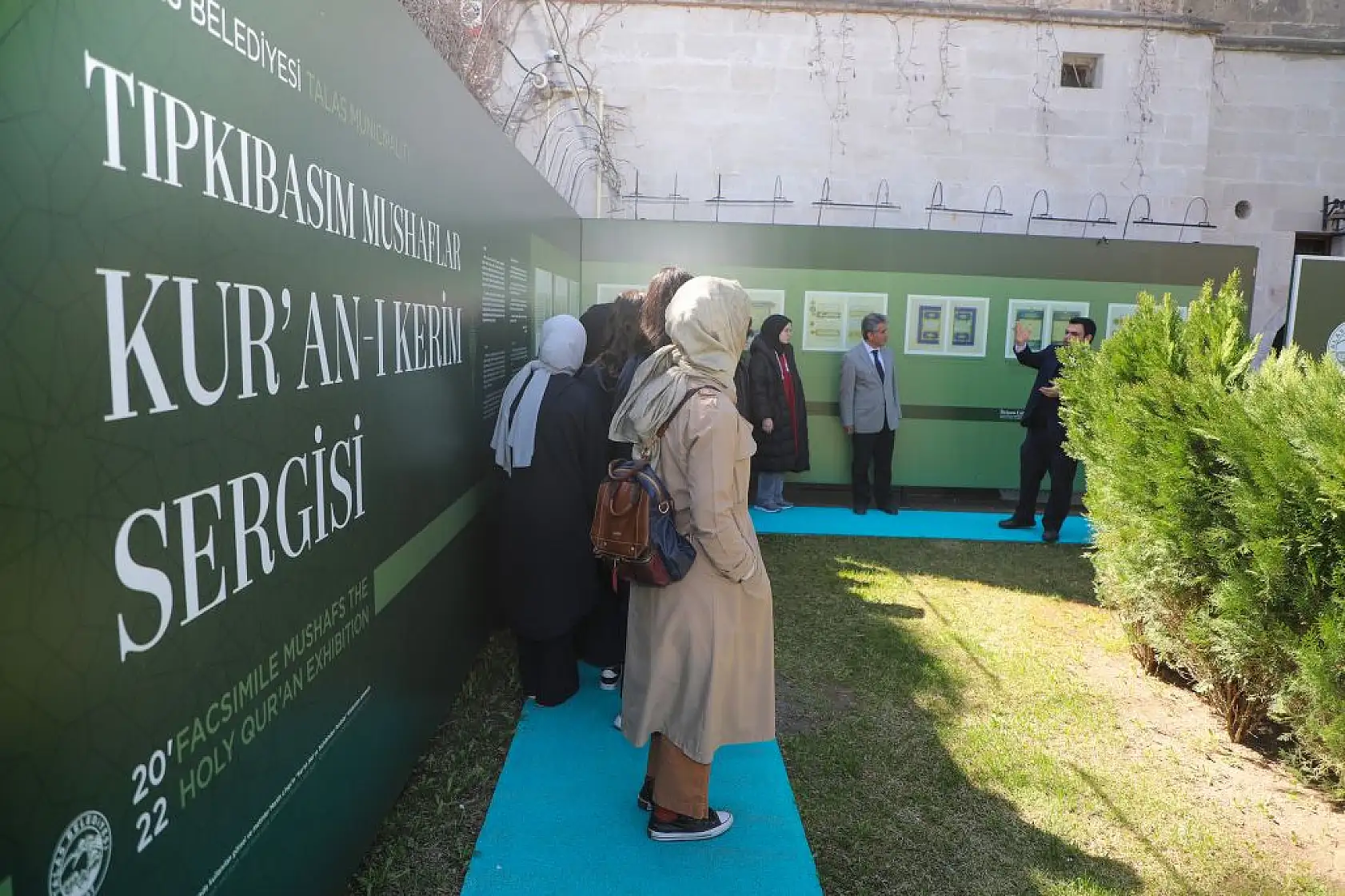 Kur'an Sergisi ziyaretçi akınına uğradı