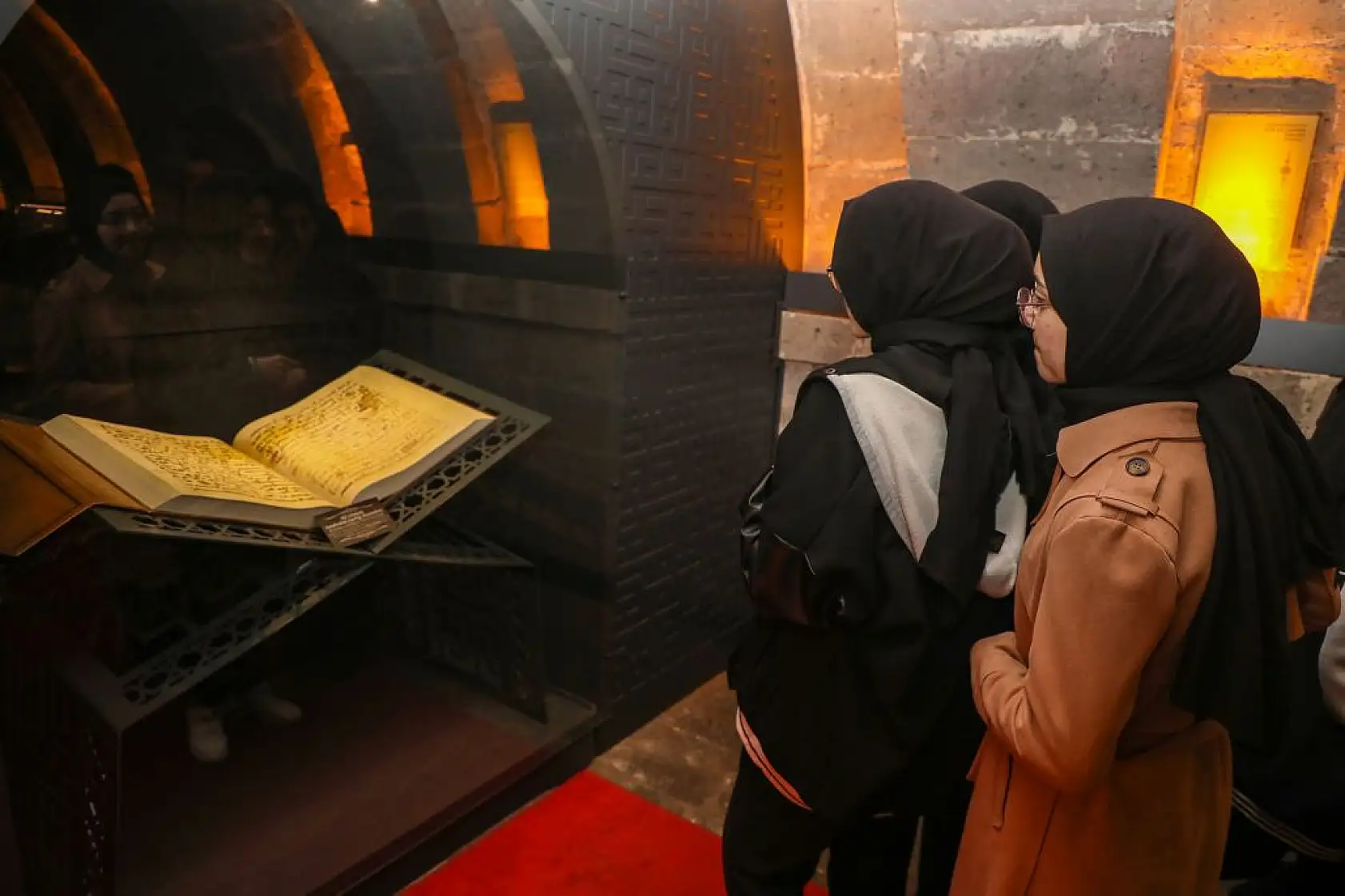 Kur'an Sergisi ziyaretçi akınına uğradı