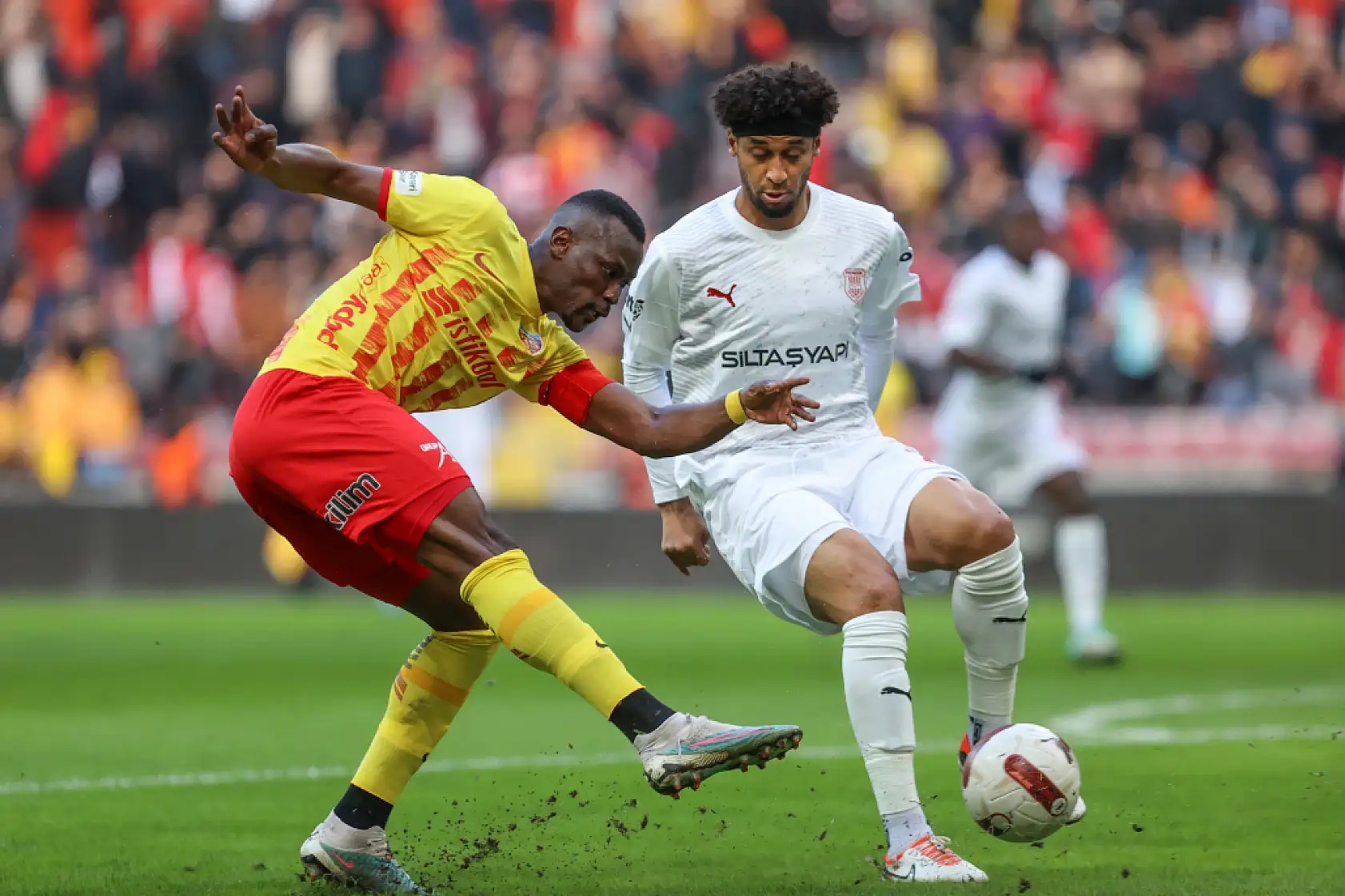 Uçar, 'Arkada kalmış gibi gözüksek de ciddi pozisyonlar yakalayan Kayserispor'du'