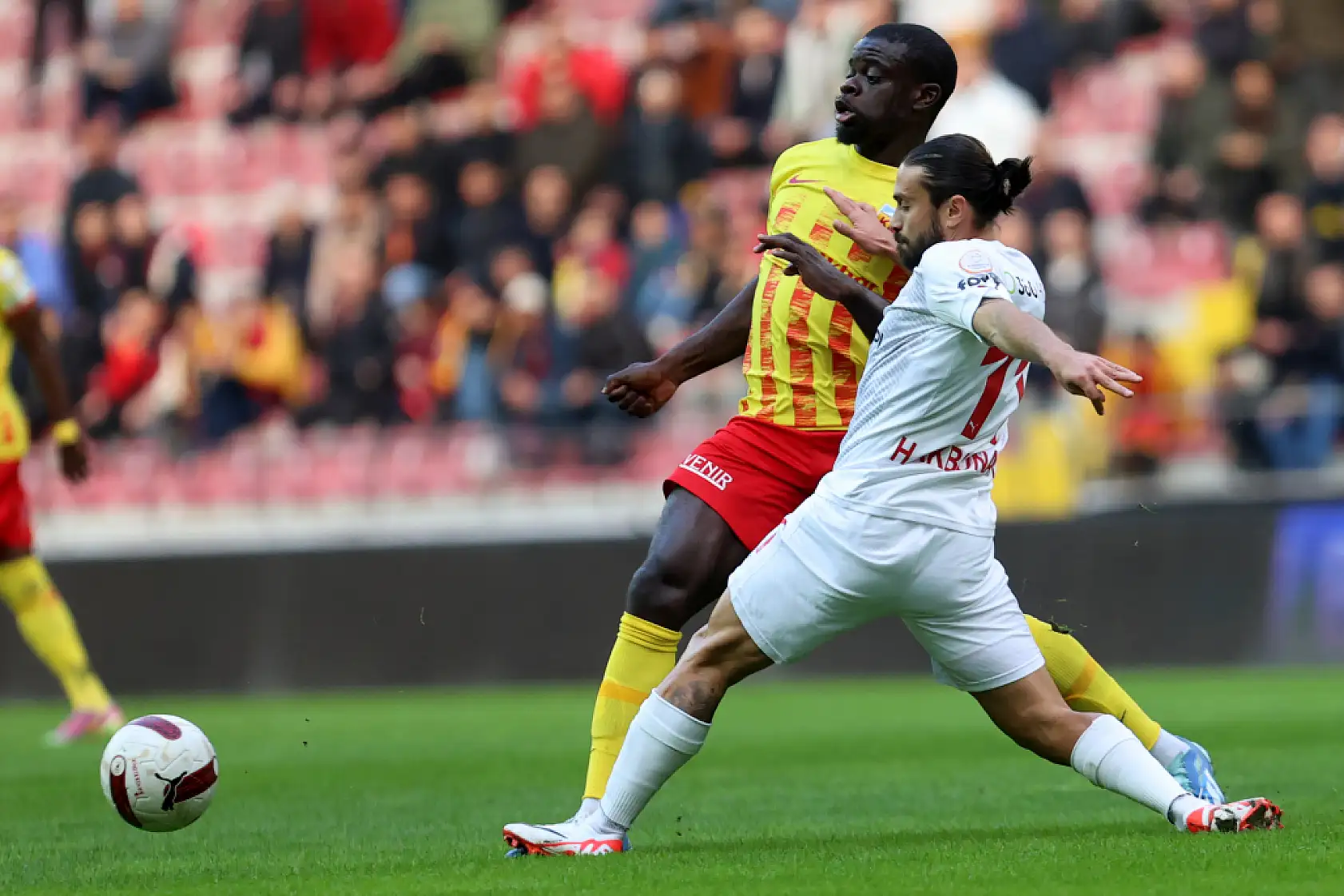 Uçar, 'Arkada kalmış gibi gözüksek de ciddi pozisyonlar yakalayan Kayserispor'du'