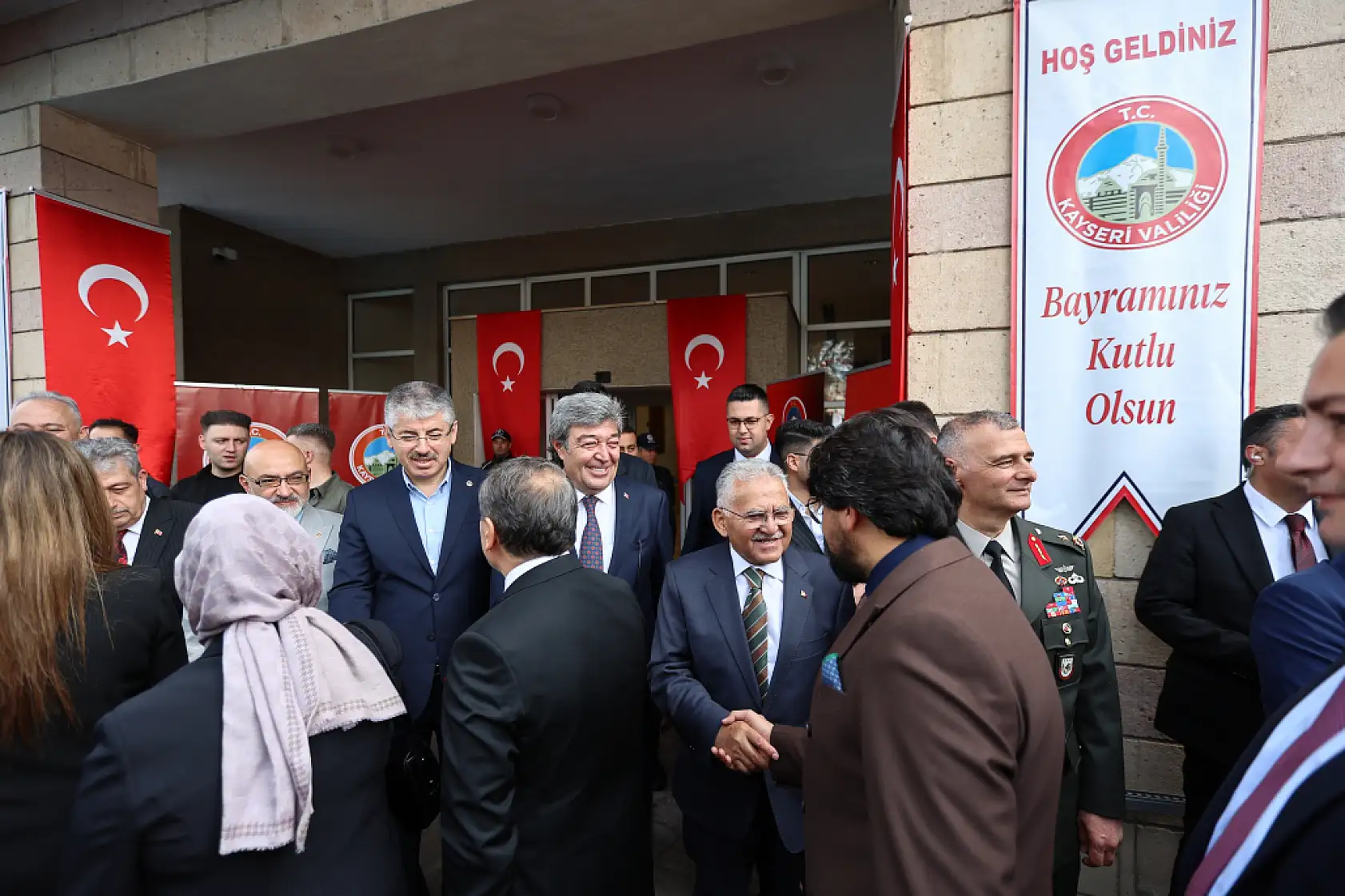 Büyükkılıç'tan gönül seferberliği