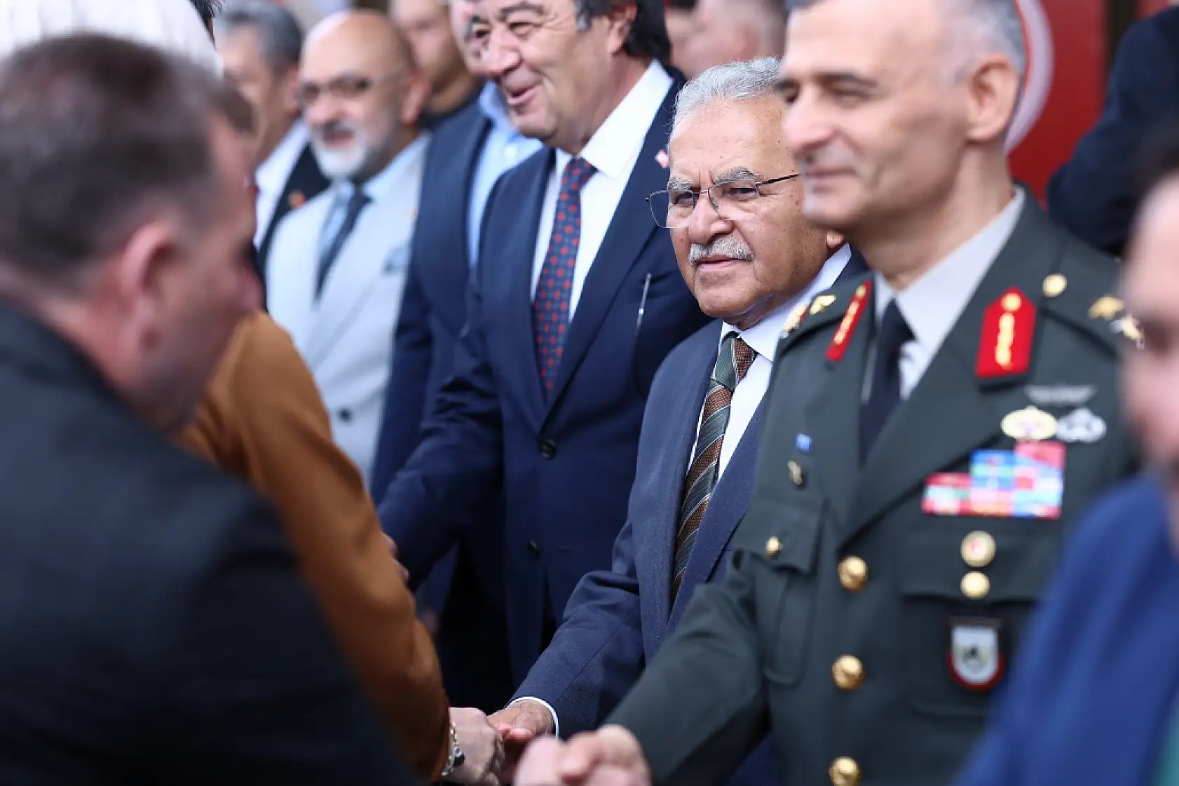Büyükkılıç'tan gönül seferberliği