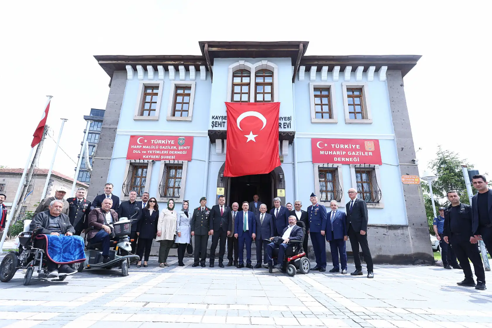 Büyükkılıç'tan gönül seferberliği