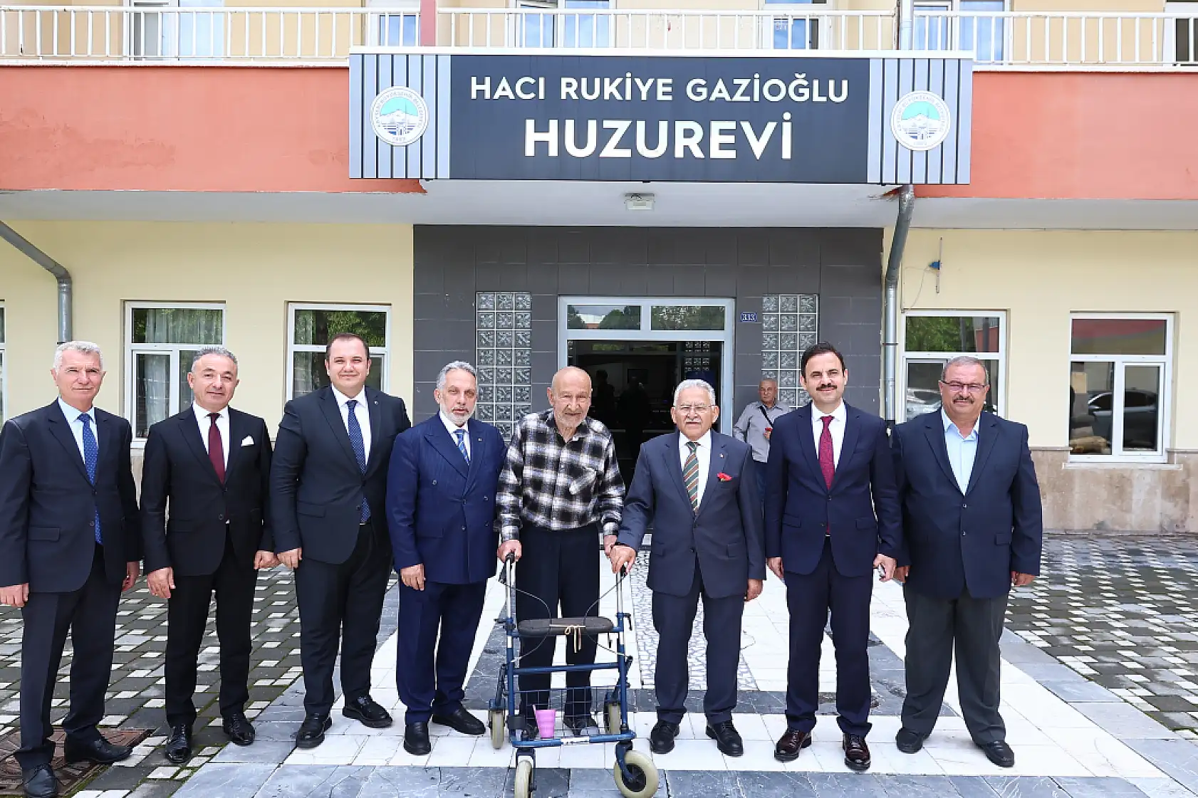 Büyükkılıç'tan gönül seferberliği