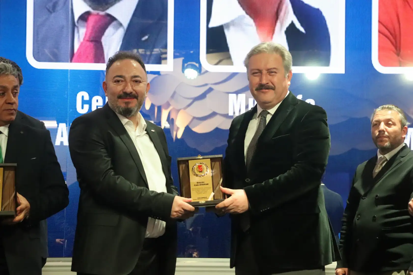 Kayseri protokolü ödül töreninde bir araya geldi