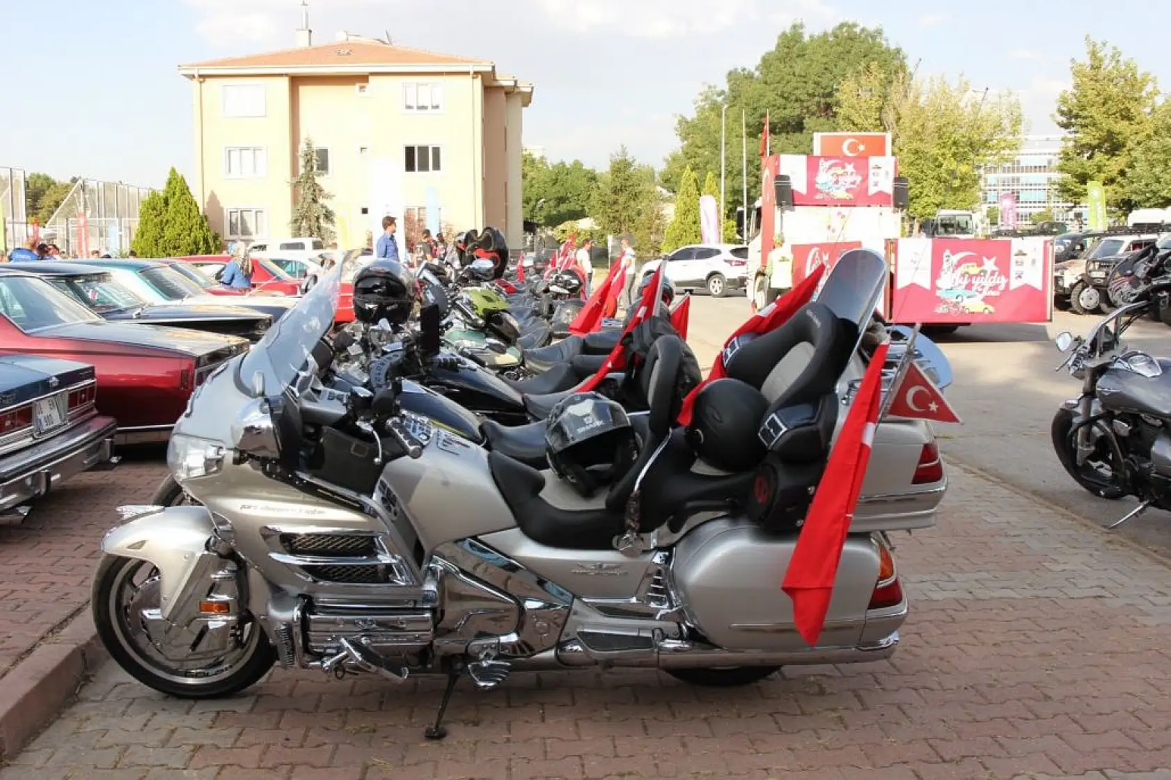 Kocasinan'dan Şehit ve Gazi ailelerine  'Ay Yıldız' turu