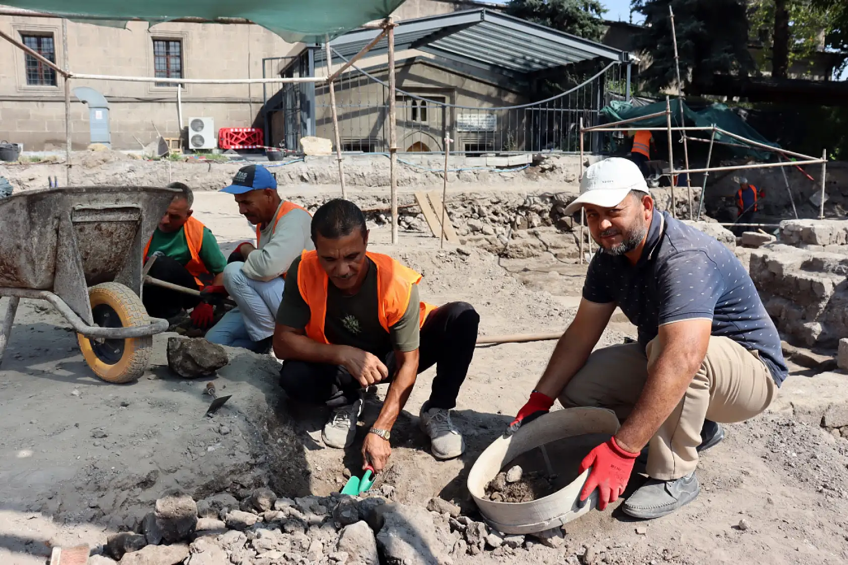Kayseri'nin merkezinde geçmişe kapı açılıyor!
